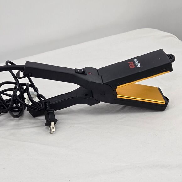 Babyliss 2.25” Pro Professional Straightening Iron Tested BAB1550MP Gold‎ - Picture 1 of 4
